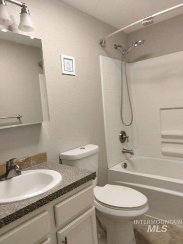 335 NW 19th St S, Ontario, OR 97914