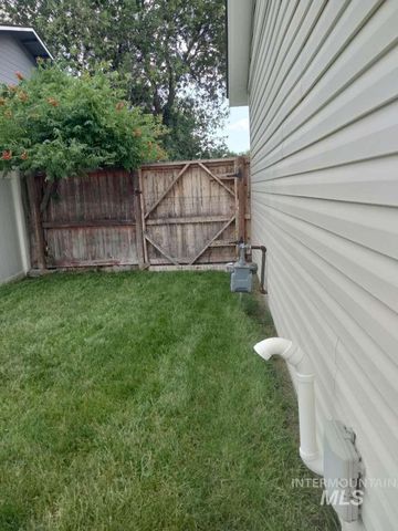 335 NW 19th St S, Ontario, OR 97914