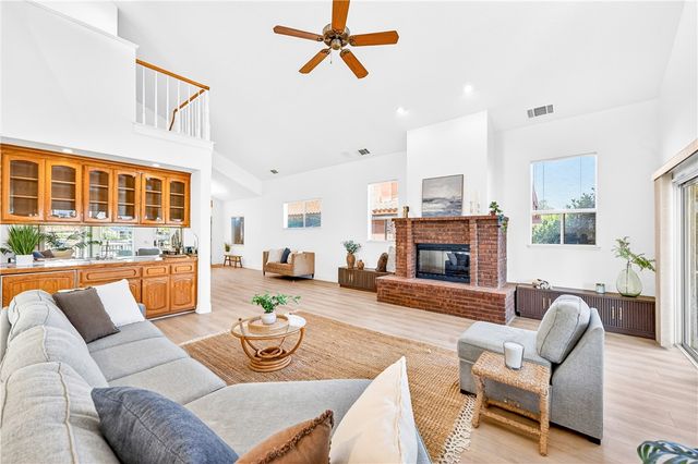 24140 Cruise Circle, Canyon Lake, CA 92587
