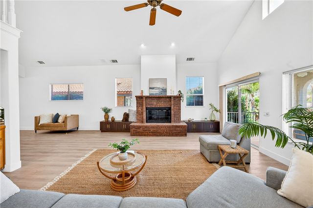 24140 Cruise Circle, Canyon Lake, CA 92587