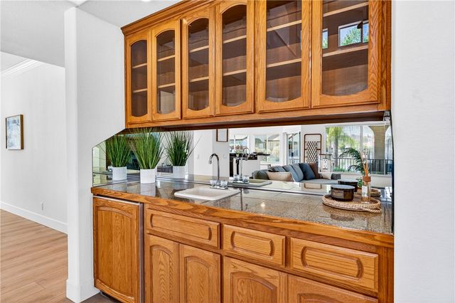 24140 Cruise Circle, Canyon Lake, CA 92587