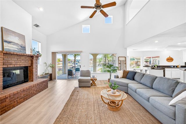 24140 Cruise Circle, Canyon Lake, CA 92587