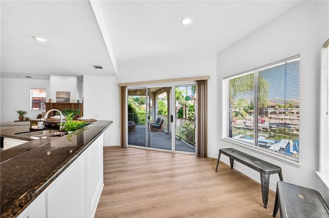 24140 Cruise Circle, Canyon Lake, CA 92587