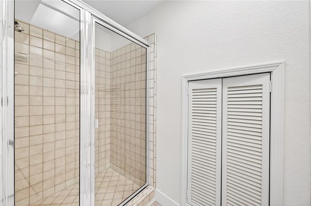 24140 Cruise Circle, Canyon Lake, CA 92587