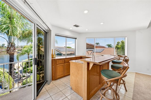 24140 Cruise Circle, Canyon Lake, CA 92587