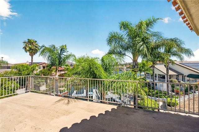 24140 Cruise Circle, Canyon Lake, CA 92587
