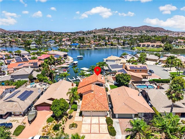 24140 Cruise Circle, Canyon Lake, CA 92587