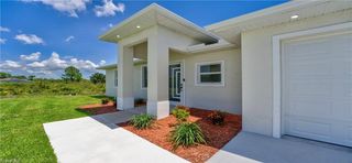 752 Cardinal ST E, Lehigh Acres, FL 33974