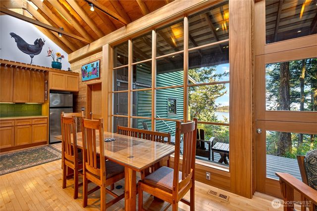 7457 Holiday Boulevard, Anacortes, WA 98221