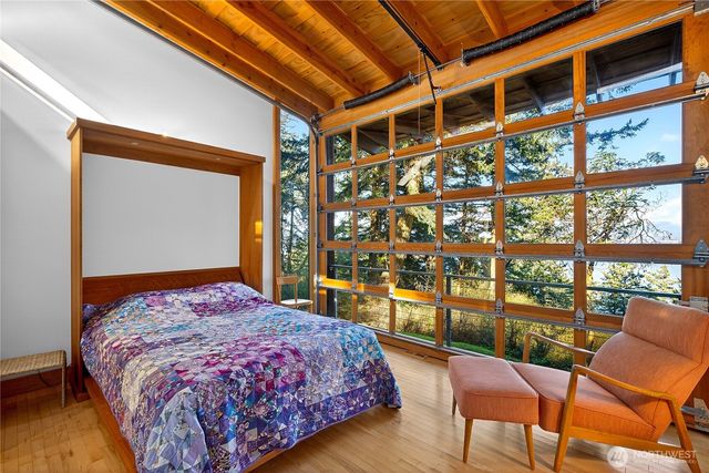 7457 Holiday Boulevard, Anacortes, WA 98221