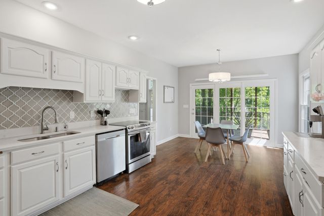 2709 CHAPEL WOOD TERR, Columbia, MO 65203