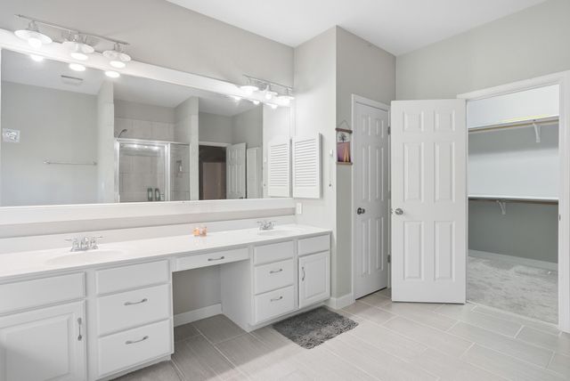 2709 CHAPEL WOOD TERR, Columbia, MO 65203