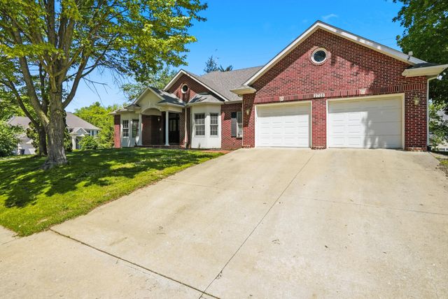 2709 CHAPEL WOOD TERR, Columbia, MO 65203