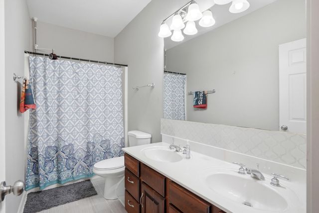 2709 CHAPEL WOOD TERR, Columbia, MO 65203