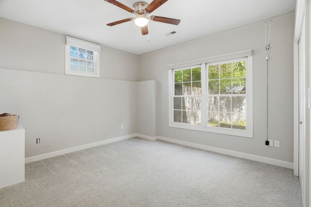 2709 CHAPEL WOOD TERR, Columbia, MO 65203