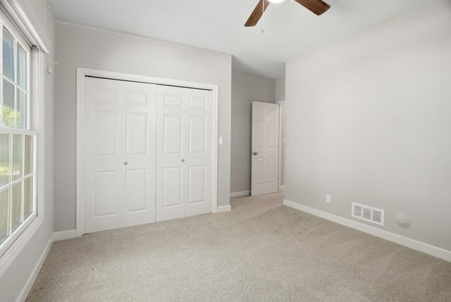 2709 CHAPEL WOOD TERR, Columbia, MO 65203