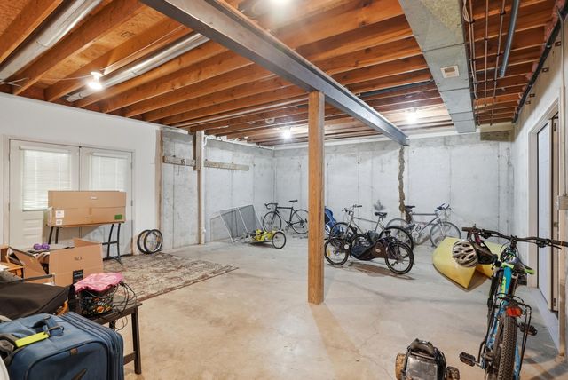 2709 CHAPEL WOOD TERR, Columbia, MO 65203