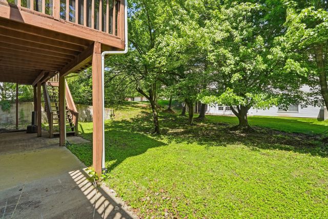 2709 CHAPEL WOOD TERR, Columbia, MO 65203