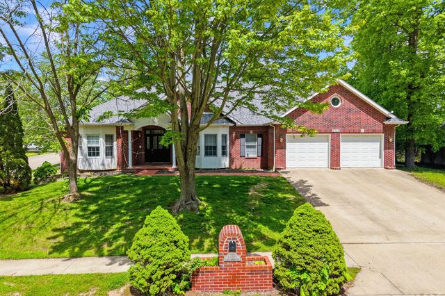 2709 CHAPEL WOOD TERR, Columbia, MO 65203