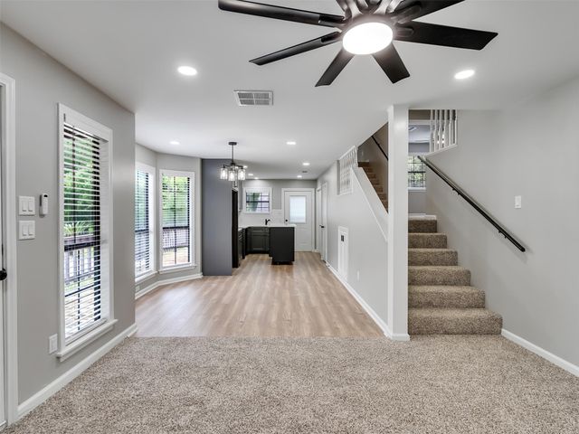 351 White Oak Drive, Houston, TX 77336