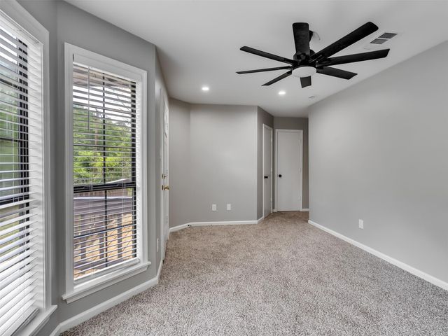 351 White Oak Drive, Houston, TX 77336