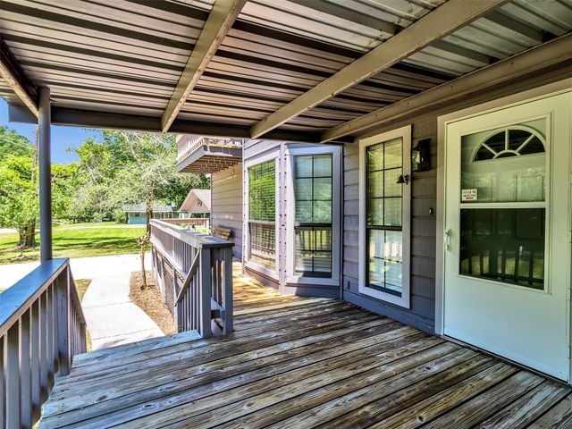 351 White Oak Drive, Houston, TX 77336
