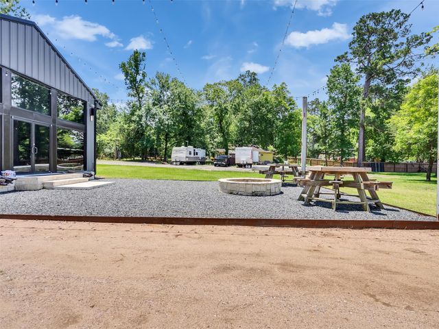 351 White Oak Drive, Houston, TX 77336