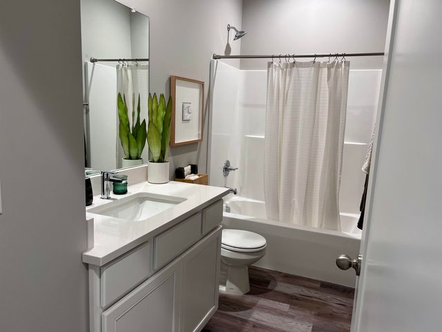 16325-16327 W Lynndale Strret, Goddard, KS 67052