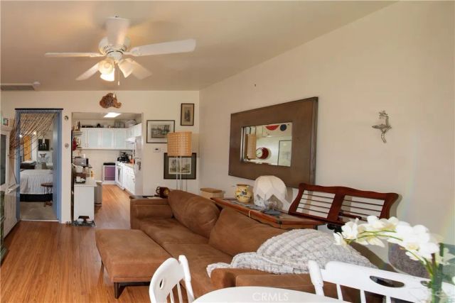 5238 Comercio, Woodland Hills, CA 91364