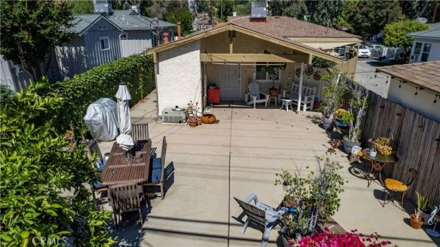 5238 Comercio, Woodland Hills, CA 91364