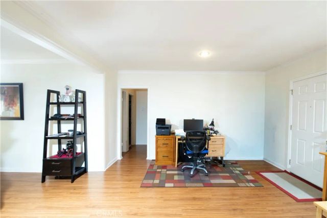 5238 Comercio, Woodland Hills, CA 91364