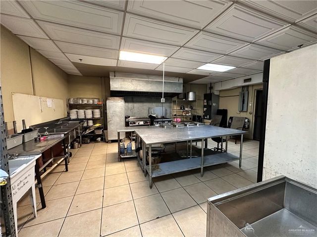 6805 S Jackson Road, Pharr, TX 78577