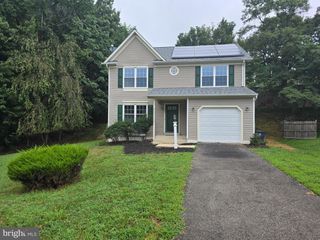 2000 CHITA CT, Temple Hills, MD 20748