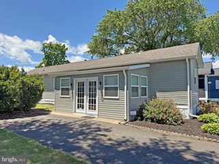 25 SPINNING WHEEL LN, Rehoboth Beach, DE 19971