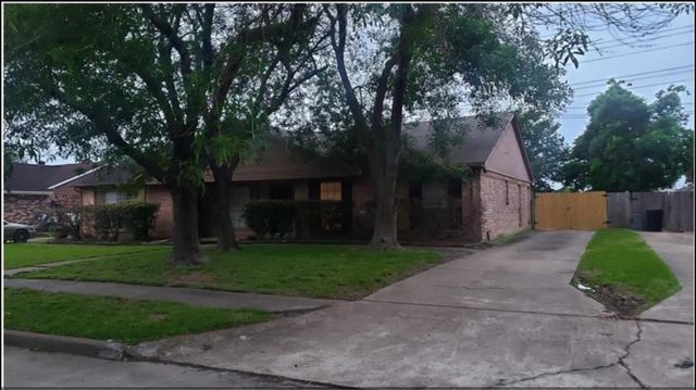 9226 Benthos Drive, Houston, TX 77083
