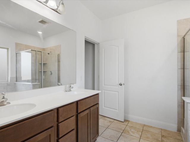 10236 Fox Springs Drive, Fort Worth, TX 76131