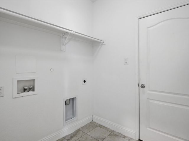 10236 Fox Springs Drive, Fort Worth, TX 76131