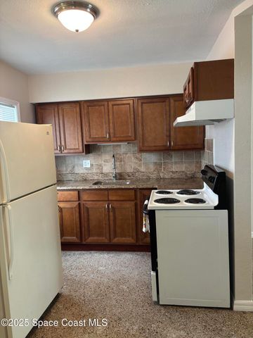 1420 Avocado Avenue 14, Melbourne, FL 32935