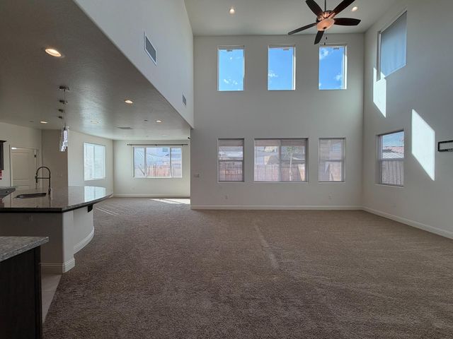 4116 Twain Avenue, Clovis, CA 93619