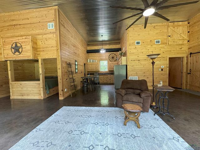 226 Almand, Waskom, TX 75692