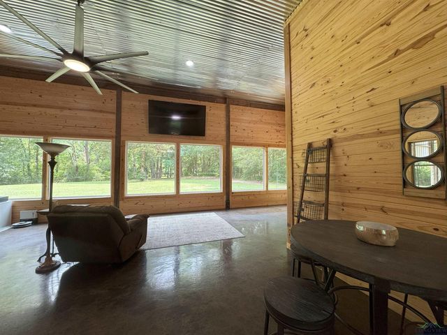 226 Almand, Waskom, TX 75692