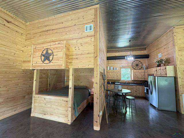 226 Almand, Waskom, TX 75692