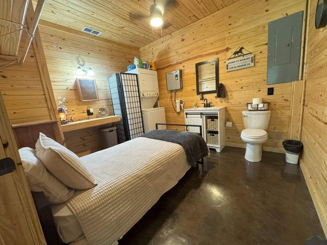 226 Almand, Waskom, TX 75692