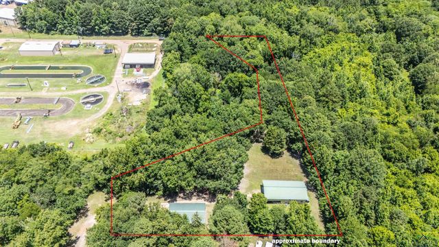 226 Almand, Waskom, TX 75692
