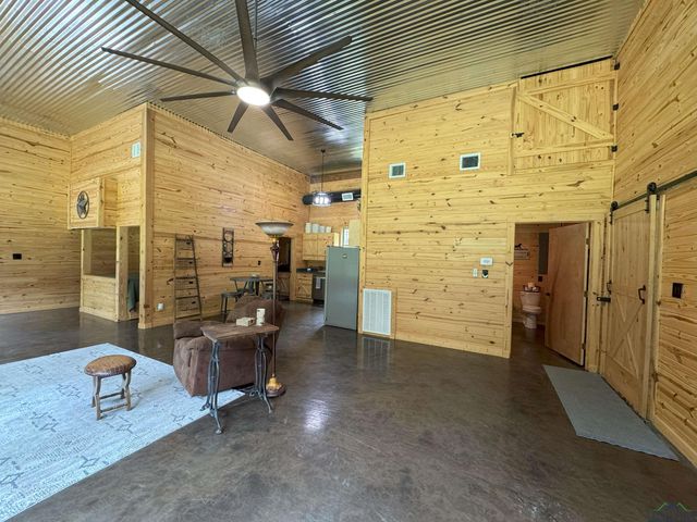 226 Almand, Waskom, TX 75692