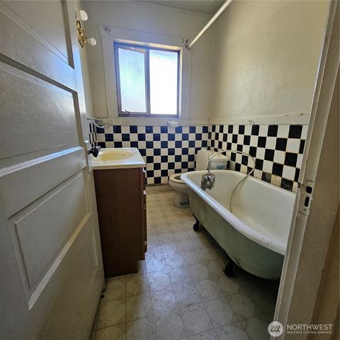 14817 Portland Avenue SW, Lakewood, WA 98498