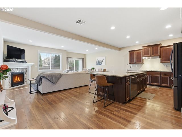 3750 Se MCKENZIE Ave, Hillsboro, OR 97123