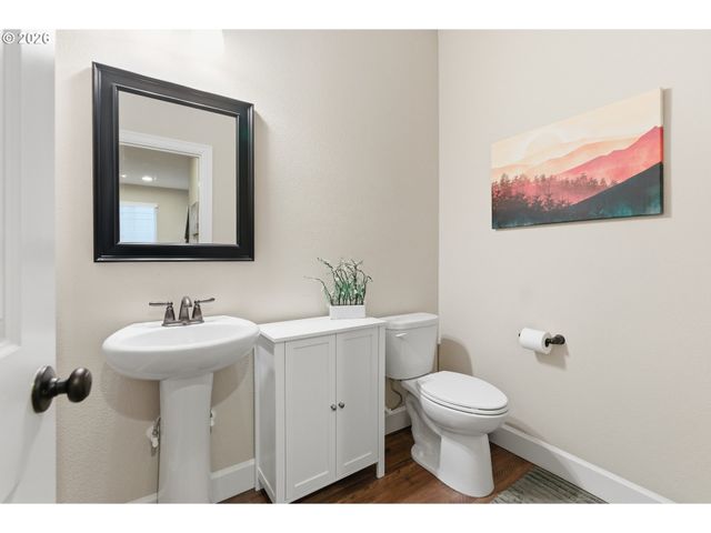 3750 Se MCKENZIE Ave, Hillsboro, OR 97123