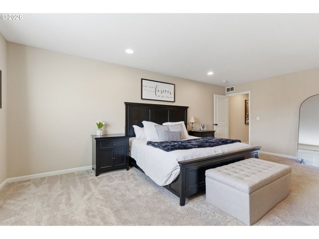 3750 Se MCKENZIE Ave, Hillsboro, OR 97123