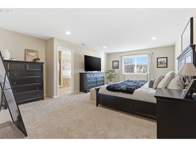 3750 Se MCKENZIE Ave, Hillsboro, OR 97123